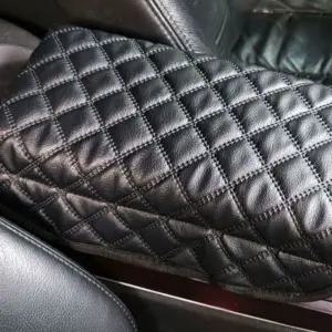 [하프클럽/]콜로라도팔걸이쿠션 쿠션 팔받침 콘솔 엠보싱