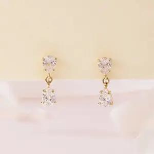 [비앤비골드] 14K 쁘띠 물방울 큐빅 침귀걸이 한쌍 MNE42490