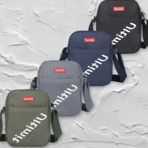 WL 트랜드 미니 남성용 크로스백 영문 포인트 외출용 어깨끈 조절 가능 넉넉한 수납공간