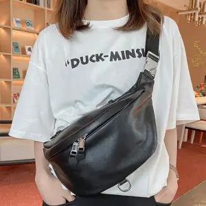 [달라보여]브론더 수입 대용량 힙색 a02653