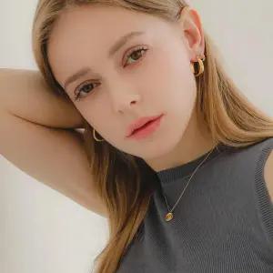 [제이로렌]제이로렌 14K 체인 C자형 라운드 귀걸이 G0266