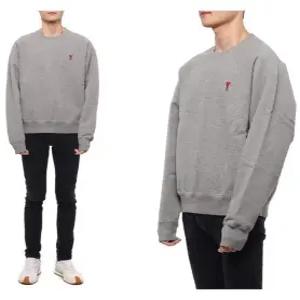 [아미]23FW 남성 하트 로고 맨투맨 (BFUSW005 747 055 M 23F)