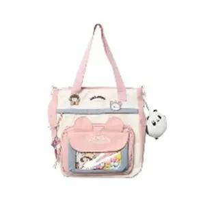 가방 쇼퍼백 대학생 일상 학원 스터디 모임 패션