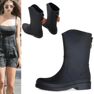 [카미엣뮤즈]리브 백포인트 미들 레인부츠_KM23s082