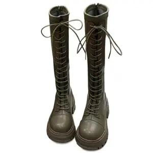 [카미엣뮤즈]키높이 레이스업 롱부츠_KM23w128