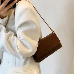 여성 데일리 캐주얼 사각 스퀘어 체인 미니백 크로스백