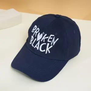 모자 커플 야구 리틀 자수 스냅백 야상 레터링 야구모자 패피 봄여름 OP2