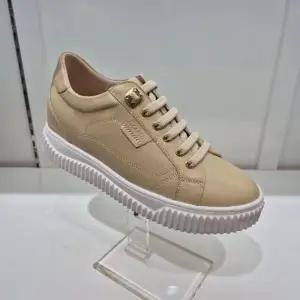 [엘칸토]엘칸토 HC11 소가죽 여성 스니커즈 W2J0U6Y1335 (48737928)