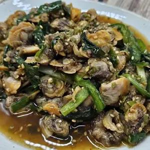 [장보리]매콤짭잘 청양부추새꼬막장 400g x 1통