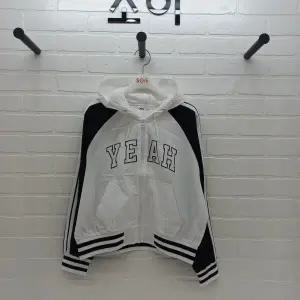 [소이]소이 2선 쿨 스판 래글런 후드 점퍼(25M0152  WT)_CJ