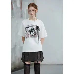 [에고이스트](센텀시티점)[BLUE LABEL] 아일렛 프린팅 반팔 티셔츠 (ER3OTH01)