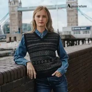 [런칭가79,900원 2만원 ]아쿠아스큐텀 울캐시미어 혼방 베스트