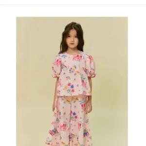 [갤러리아] 26년S/S 매직에디션오그오그 프린트블라우스(OG62-BL005/PK)