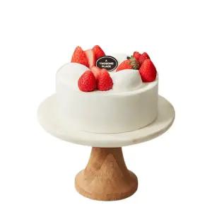 [투썸플레이스] 생딸기 생크림 케이크