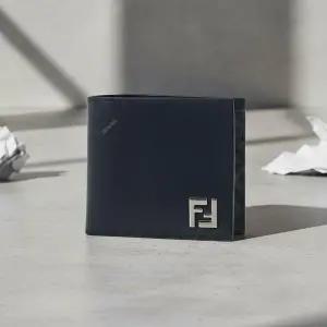 FW25 남성 FF 로고 반지갑7M0356 AFF2 F0GXN