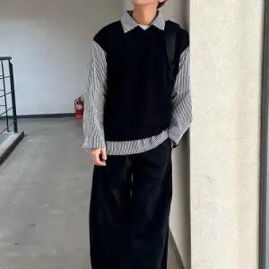 [다잇템]남자 대학생 레이어드 조끼 배색 봄 셔츠