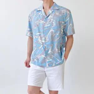 [다잇템]남자 여름 신혼 커플 휴양지 비치 반팔 셔츠