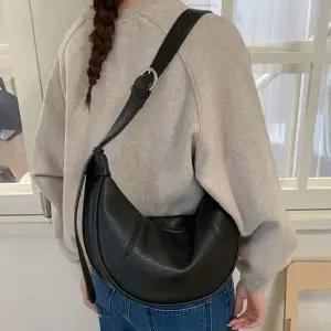 곡선 트렌디 2컬러 쉐입 숄더 슬링백