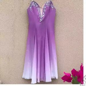 피겨 스케이팅 드레스 스커트 퍼플 대회복 긴팔 댄스