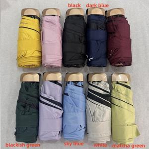 1Pc 55% 할인 미니 태양 우산 포켓 비 비닐 접는 UV 자외선 보호 그늘 파라솔 캡슐