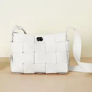 위빙 크로스백 핸드백 정장 가방 아이보리