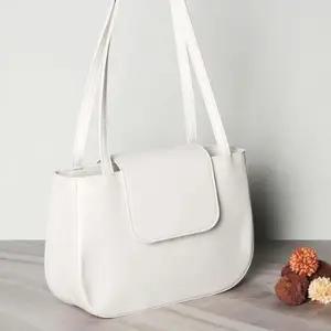 여성백 심플한 데일리 가방 숄더백 아이보리