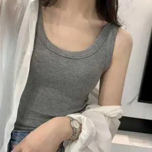 여자 여름 데이트 코디 민소매 기본 나시 스타일 선물