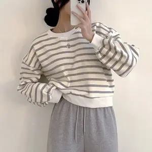 여성 2컬러 크롭 줄무늬 데일리 티셔츠 LK-TA14