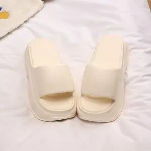 통굽 데일리 여성 2컬러 플랫폼 슬리퍼 ZG-M015