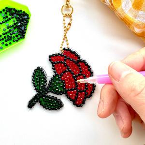 카네이션 보석십자수 만들기 DIY 키링 키트 열쇠고리 스승의날 어버이날 가정의달 수업 미술