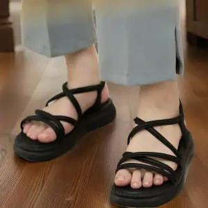 [하프클럽/]여성용 스트랩 샌들 블랙 베이지 글래디에이터 스타일