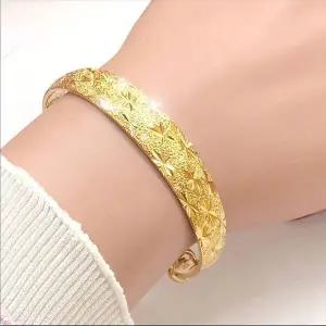 [하프클럽/]18k 특수압축도금 변색없는 여성 여자 팔찌 어라운드