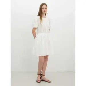 [올리브데올리브](신세계 사우스시티)코튼 미니 플레어 핀턱 원피스 OW5MO550