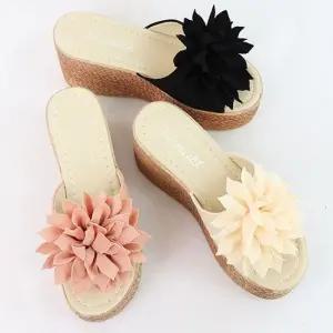 라탄 통굽슬리퍼 밀짚 왕골 여성 여름샌들 웨지힐 여성슬리퍼 여자슬리퍼 통굽슬리퍼 통굽실내화