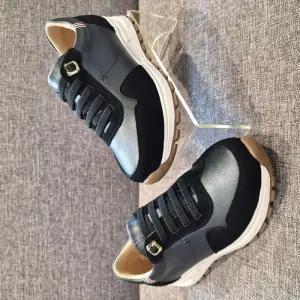 [탠디]미셸by탠디 3CM 여성 발편한 데일리  스니커즈 x25056 BL (40911395)