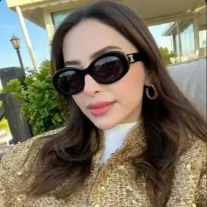 셀린느 트리옹프 트리오페 선글라스 CL40194U 01A