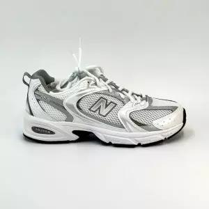 [하프클럽/뉴발란스]국내배송 뉴발란스 530 화이트 실버 MR530AD