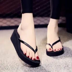 여성 슈즈 데일리 리조트룩 바캉스 통굽 여름 신발 비치샌들 쪼리 슬리퍼 삼색슬리퍼 쪼리