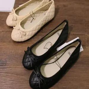 [라일리] Rly 단정한 편한 무광 단화 굽없는 플랫슈즈 리본 퀼