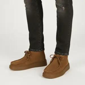 CLARKS 토뷰 하이 남성 부츠 26184609