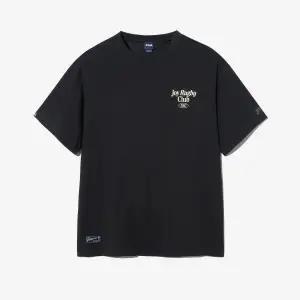 [ 공식] 스포츠 클럽 그래픽 반팔티 (FS2RSH2111X_BLK)