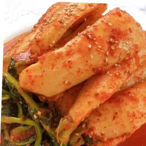 무우김치 전라도 여수 알타리김치 속재료까지 100% 국내산 전라도식 달랑무 총각무 무우 총각김치 2kg 3kg