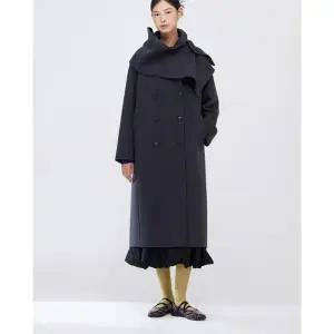 [CC콜렉트](강남점)[씨씨콜렉트] CC club 머플러 핸드메이드 롱코트 ( C254MSG755 )