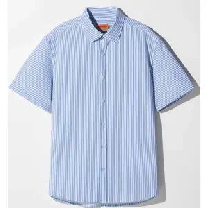 [하프클럽/에스티코]쭉 스트라이프 반팔 셔츠_블루  SDSWB31STL