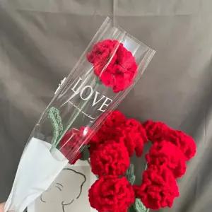 꽃 어버이날 기념일 부모님 이벤트 카네이션 뜨개질 조화 인기제품 화분 잇템 선물