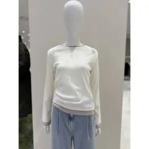 백화점 온앤온 울혼방 레이어드 배색 티셔츠 NJW6SE219