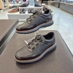 [엘칸토]엘칸토 HC11 소가죽 남성화 Q0J8U61Y385 (48727844)