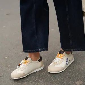 엘르 여성 샤르망 스니커즈_베이지 SHELSN26S01WBG