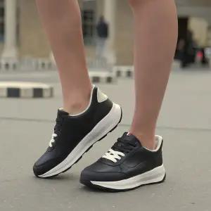 엘르 여성 리베르테스니커즈_블랙 SHELSN2602WBK