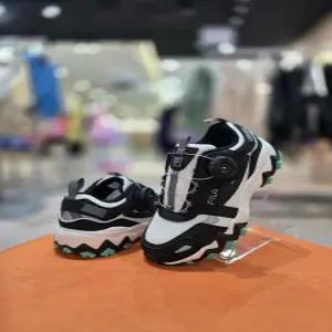 [휠라키즈] 키즈 운동화 오크먼트 다이얼 KD 3XM02469H 001